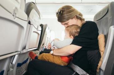 etiket financieel telex Vliegen met baby: de regels aan boord! | Promovendum