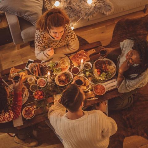 Winterse gezelligheid aan tafel